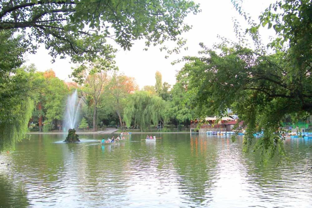 Central Park Bukarest Zimmer foto